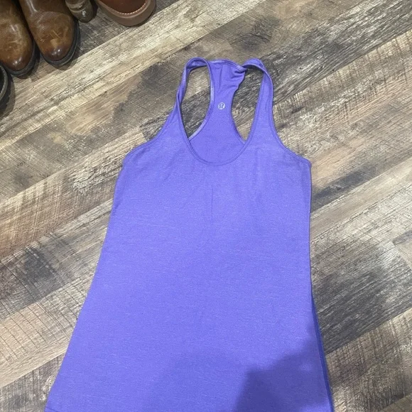 2 Lululemon reversible tank tops! - Picture 2 of 7